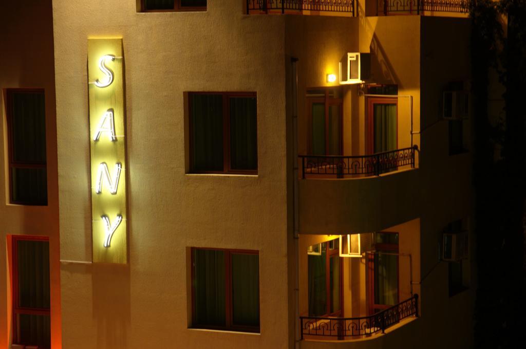 Hotel Sany Primorsko Bagian luar foto