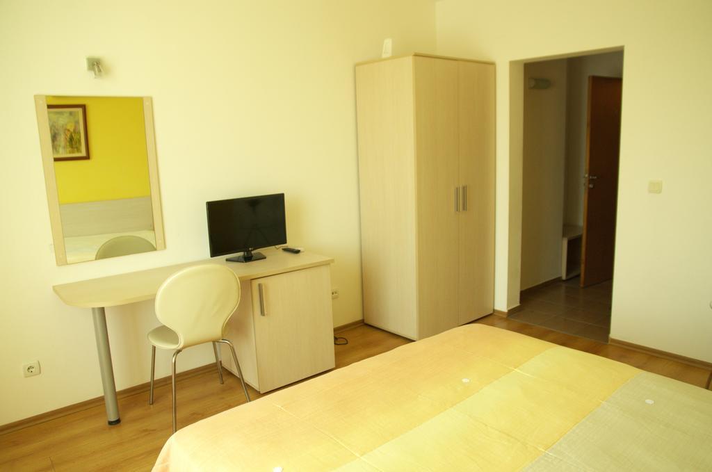 Hotel Sany Primorsko Ruang foto