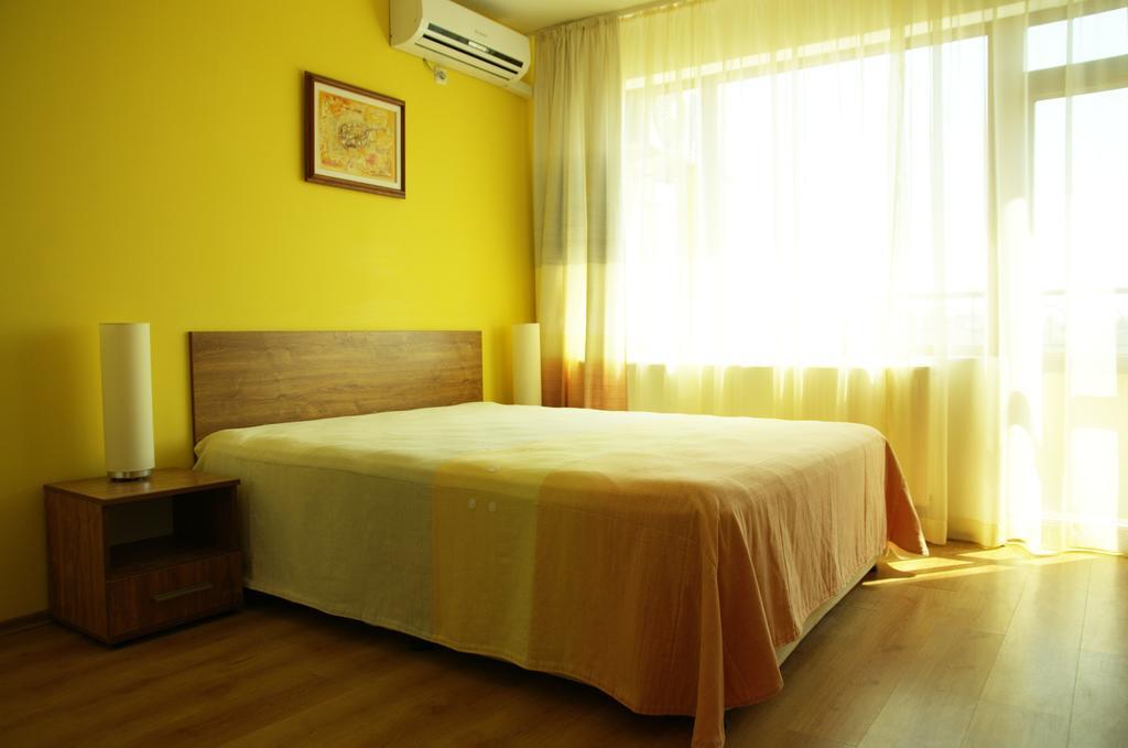 Hotel Sany Primorsko Bagian luar foto