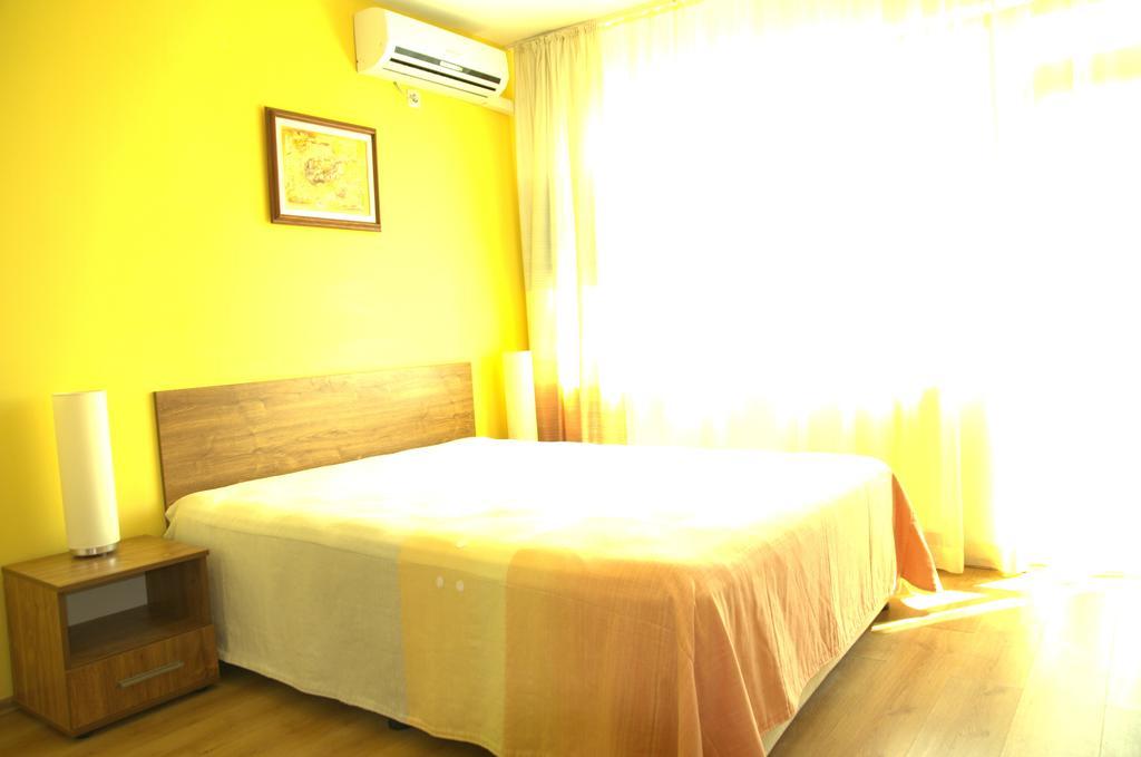 Hotel Sany Primorsko Bagian luar foto